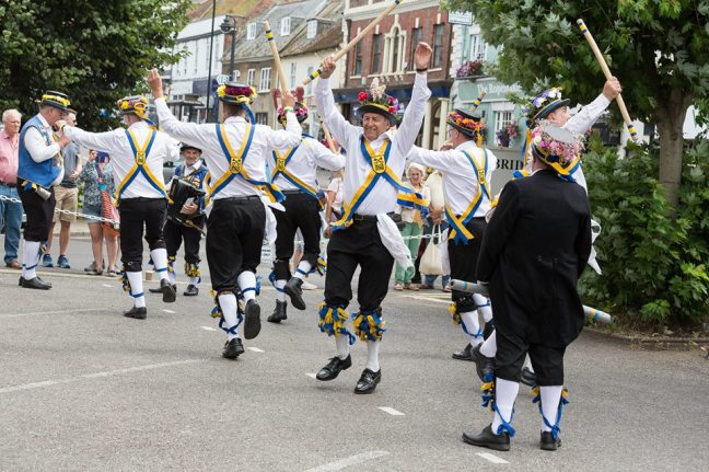 37964957_2067658986817204_5428408456744796160_n