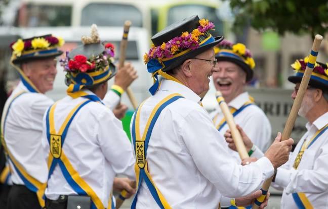 38005494_2067654646817638_2121438906187513856_n