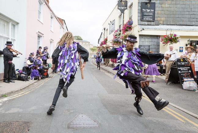 38186285_2067613816821721_8704510193309843456_n