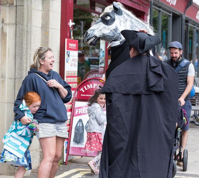 38198959_2067660816817021_6214010150445907968_n