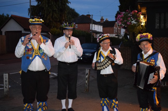 b2882c98-20a0-427b-b890-3304d3f85fda