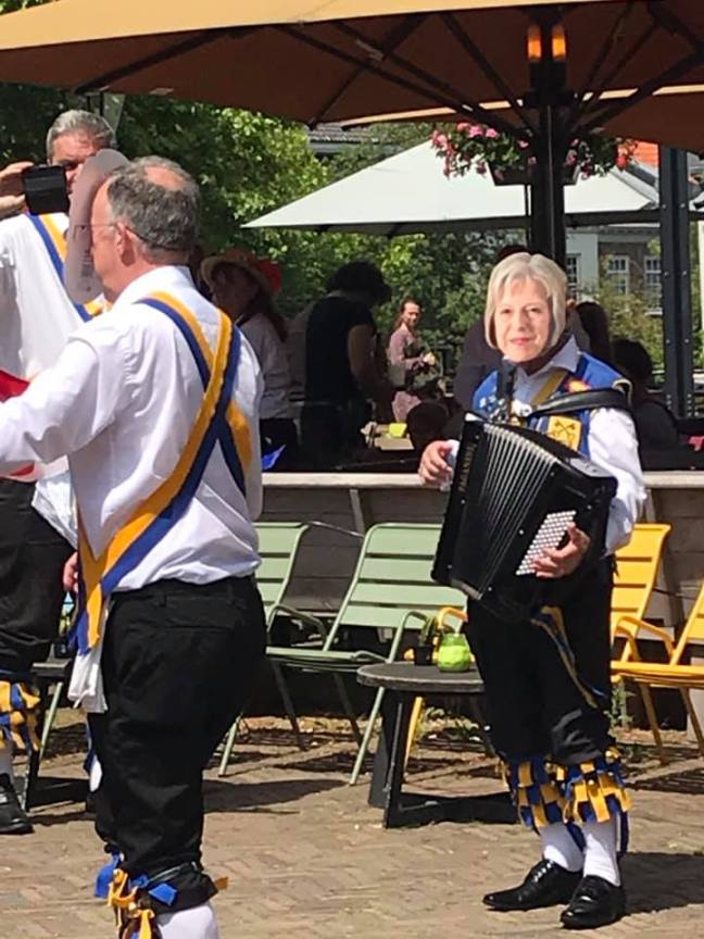 64787393_2505706679486205_1032559688996093952_n